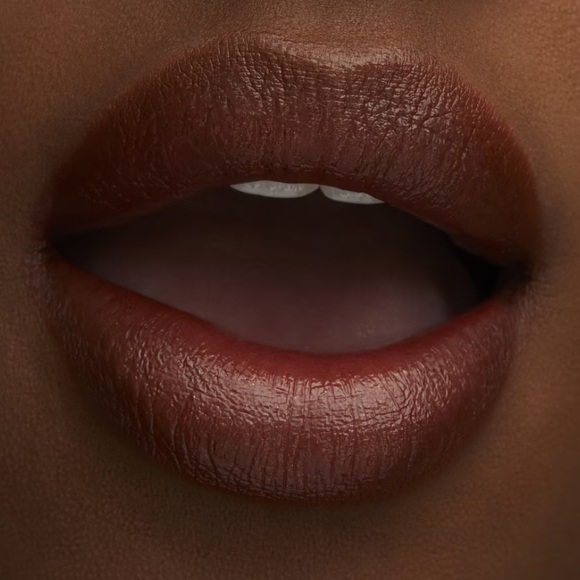 MAC Lustreglass Lipstick I Deserve This - Picture 9 of 10